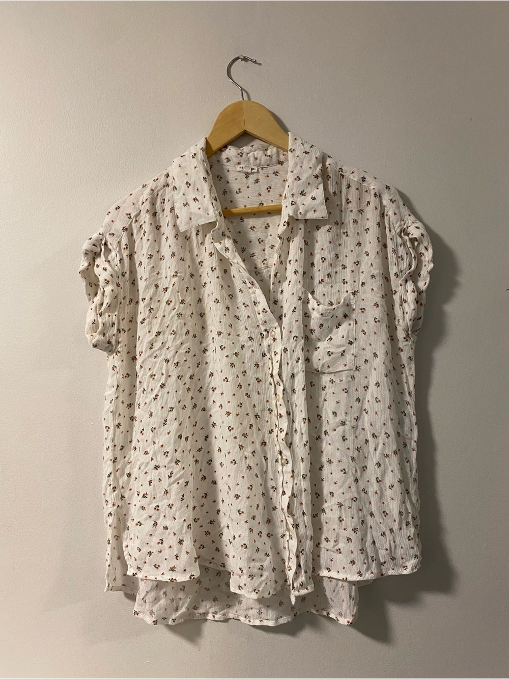 White Floral Button-Front Women's Top